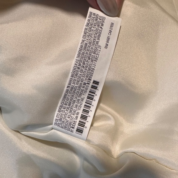 Forever 21 Faux Fur Zip-up Cropped Jacket - XS - White NWOT - Picture 12 of 16